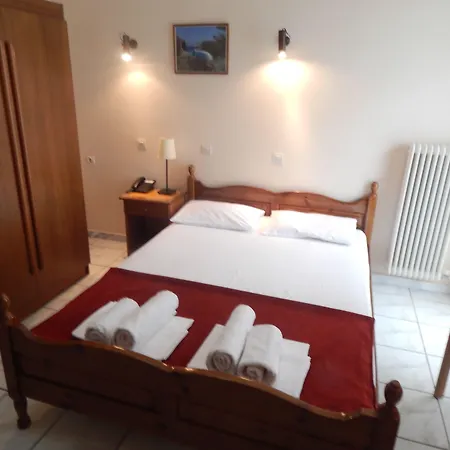 Gold Stern ホテル Paralía