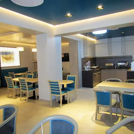 Hotell Gold Stern 3*