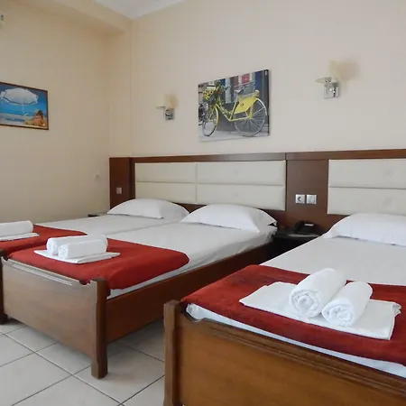 Gold Stern Hotell 3*