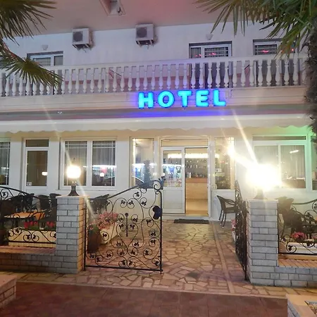 Hotel Gold Stern 3*
