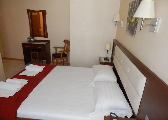 Gold Stern 3* Paralía